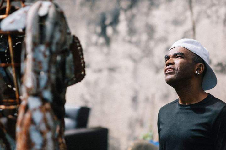 Sculpture couple enlacé Guadeloupe