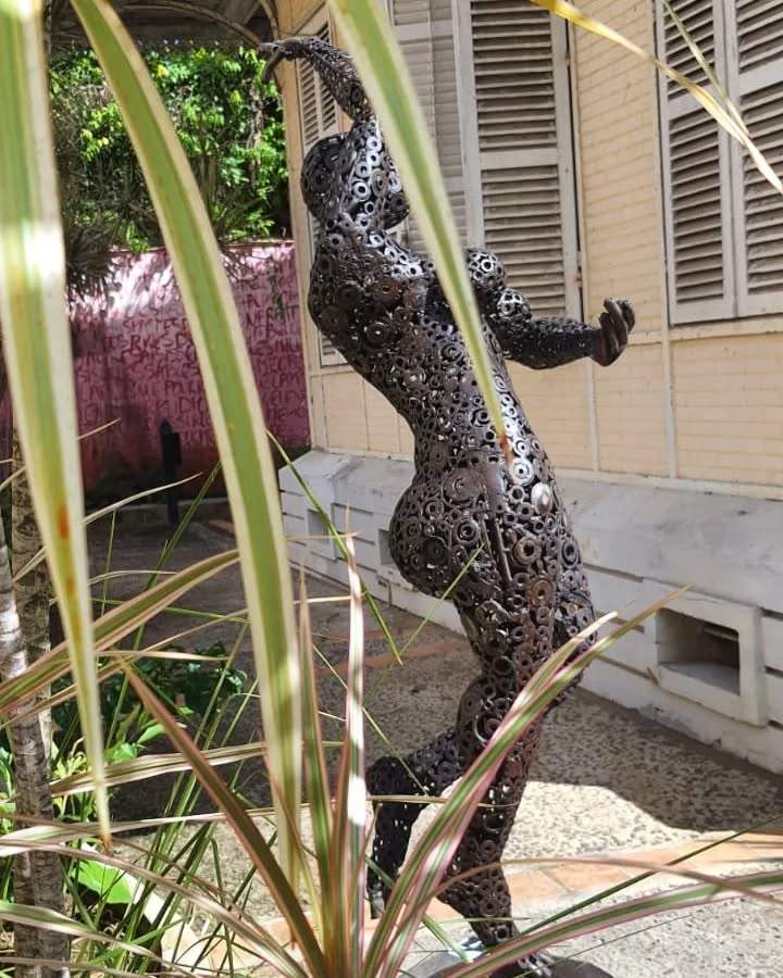 Silhouette femme Guadeloupe